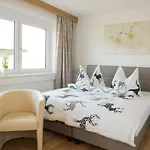 Ferienwohnung Zillertal Bacher Apartment Schlitters